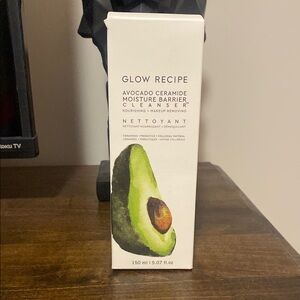 Glow Recipe Avocado Ceramide Moisture Barrier Cleanser -NEW